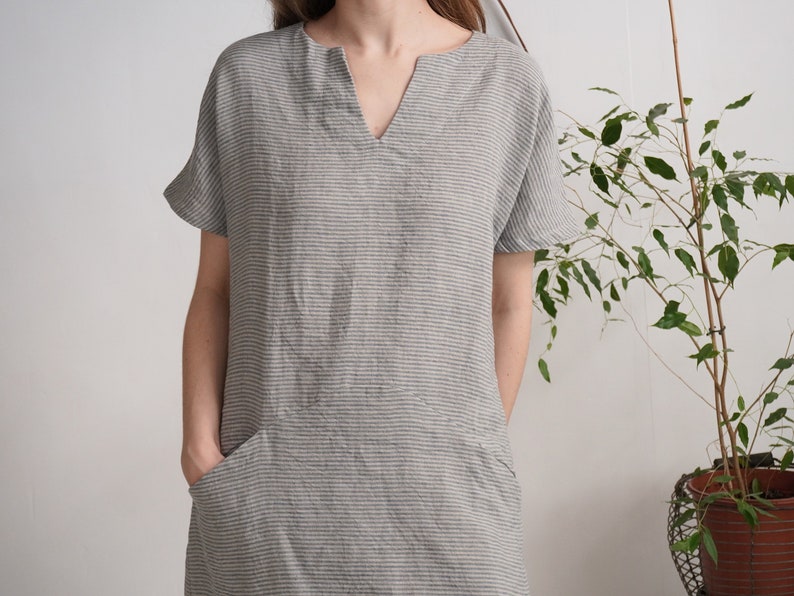 Linen midi dress. Linen dress. Washed linen dress. Soft linen V-neck dress. Washed linen dress with pockets. Linen natural dress INDUS image 3