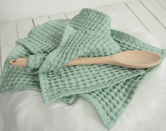 Waffle dish cloth set of 4, 6, 8, 10. Natural dish cloths. Eco friendly kitchen. Sustainable kitchen. Linen dish cloths. Waffle wassh cloth.