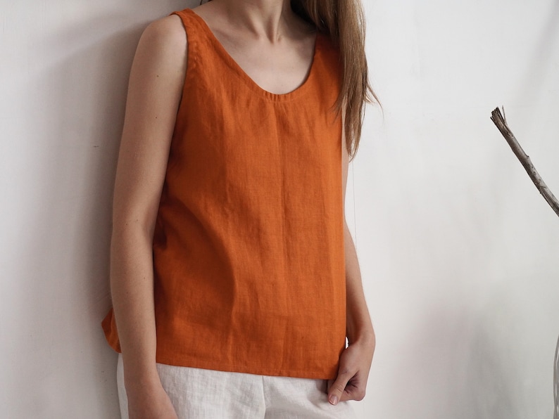 Débardeur en lin. Hauts en lin pour femmes. Top en lin sans manches. Hauts en lin pour femmes. Blouse en lin naturel. Débardeur en lin lavé. T-shirt en lin LIAO image 1