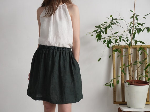 Short online flowy skirt