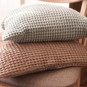 Waffle linen throw pillow cover. Decorative linen throw pillow. Waffle pillow cover. Linen pillow case. Pillow cover. Linen throw pillow.