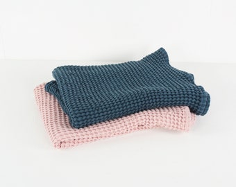 Linen baby blanket. Waffle linen blanket. Organic baby swaddle. Soft linen nursery blanket. Waffle linen kids blanket.Linen cot bed blanket