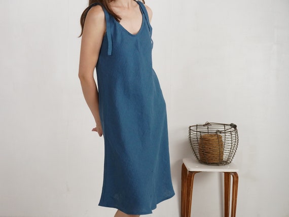 chinese dress ladies Sleeveless Linen Dress with Wide Straps  Mint Color & Elegant Bust Cu   ILSARTO