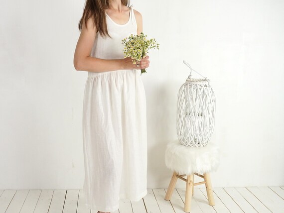 Linen clothes for 2025 beach wedding