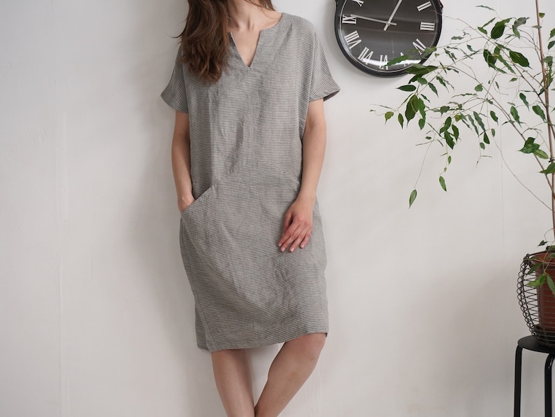 Linen midi dress. Linen dress. Washed linen dress. Soft linen V-neck dress. Washed linen dress with pockets. Linen natural dress INDUS image 8