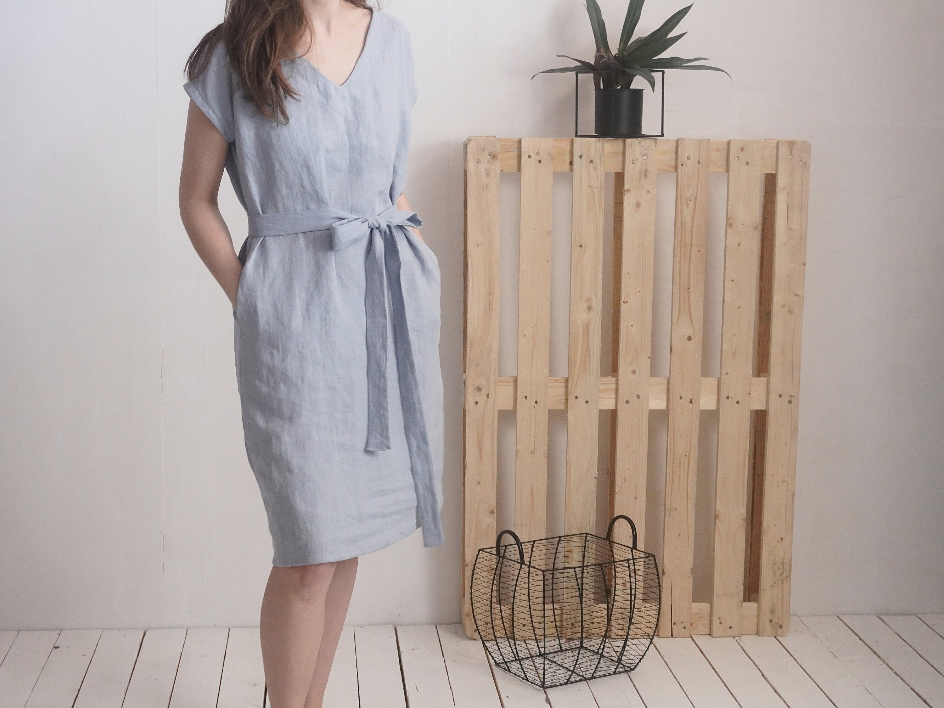 Linen v-neck dress with belt, simple Linen dress - DARLING