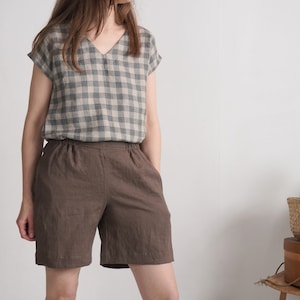 High wasted linen shorts. Linen mom shorts. Linen shorts with pockets. Women&#39;s summer shorts. Natural linen shorts with pockets - NELSON