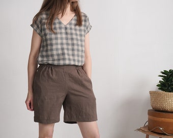 High wasted linen shorts. Linen mom shorts. Linen shorts with pockets. Women's summer shorts. Natural linen shorts with pockets - NELSON