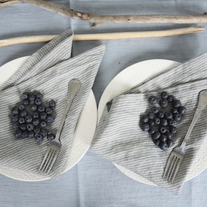 Linen napkins. Set of 4-6-8-10-12 Washed linen napkins. Wedding linen napkins. Linen table. Cloth napkins. Sustainable dining room.Christmas