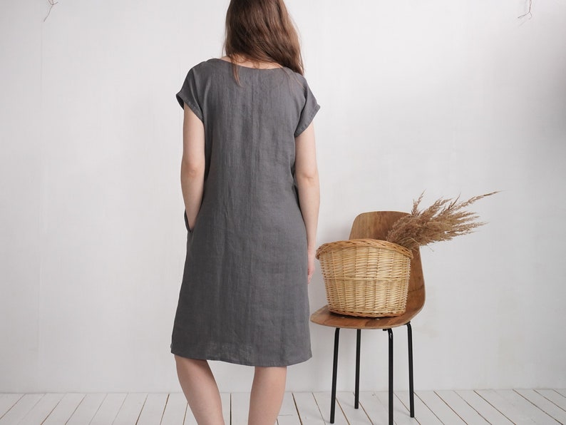 Linen v-neck dress. Womans linen dress. Short sleeve dress. V-neck dress. Womans loose linen dress. Natural linen summer dress MADEIRA image 8