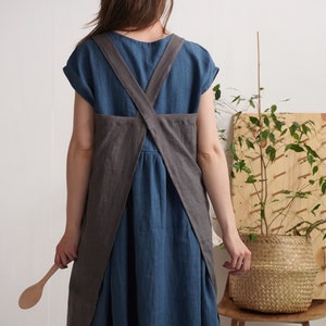 Linneförkläde. Japanskt mjukt linneförkläde. Naturligt linneförkläde med korsrygg och fickor. Unisex förkläde med korsrygg. Linneförkläde med förkläde.