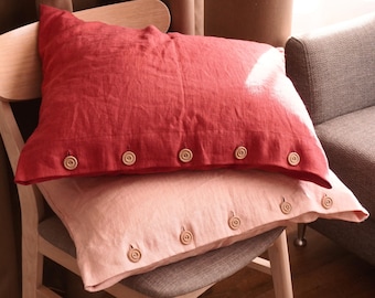 Linen pillow case with wooden buttons. Soft natural pillowcase. Linen pillow case. Softened linen pillowcase. King, Queen linen pillowcase.