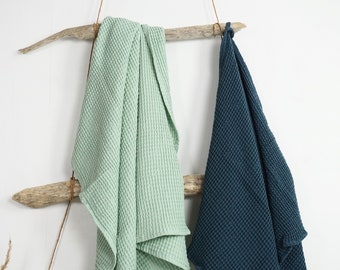 Waffle kitchen towel in various colors. Waffle tea towels. Linen cotton waffle blend tea towel. Linen kitchen towel set. Christmas gift eco