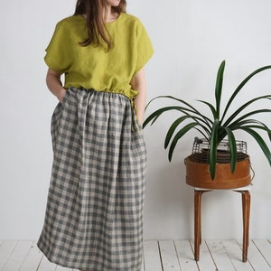 Long linen skirt. Aline linen skirt. Linen skirt with pockets. Soft washed linen skirt. Women&#39;s linen skirt. Natural maxi skirt- MISSISSIPPI