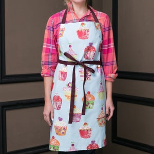 Cupcake Apron - Kids Aprons - Matching Aprons - Mother Daughter Aprons - Cute Aprons - Toddler Apron - Christmas Gifts for Girls