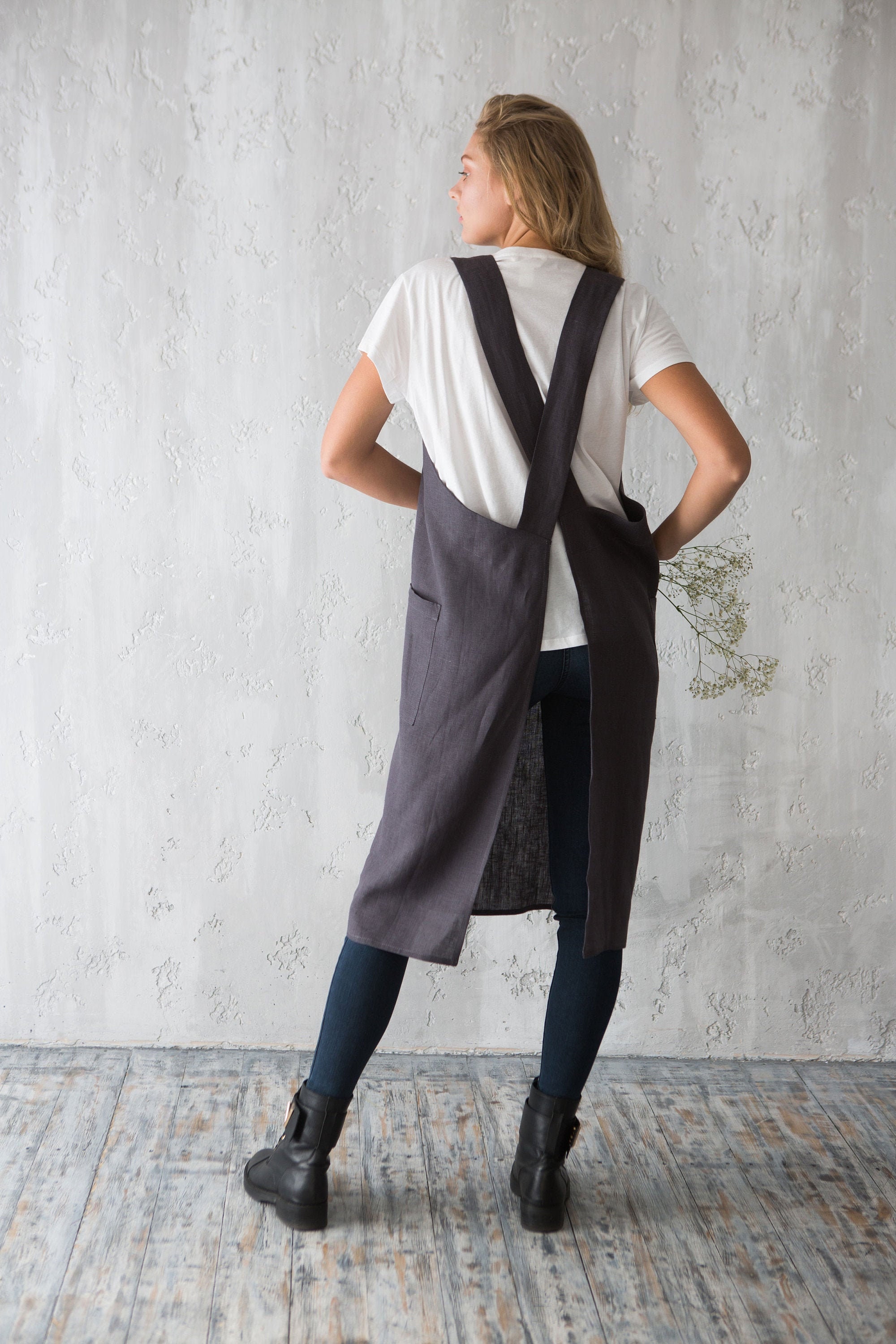 Cross Back Apron Handmade Belgian Linen — Chateau Sonoma