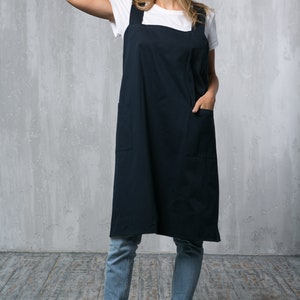 Pinafore Apron for Women Long Cotton Apron Ladies Cotton Pinafore Japanese Apron Work Apron with Pockets Cross Back Apron Dark Navy