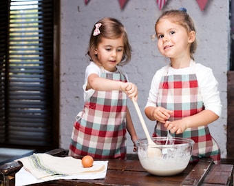 Kids Apron With Pockets - Personalized Aprons - Kids Craft Apron - Matching Apron Sets