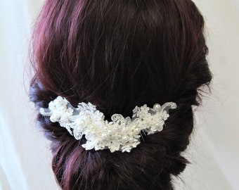 CHLOE // Lace Hair Comb, Wedding Hair Comb, Bridal headpiece, Bridesmaid Hair, Floral Wedding Hair Accessory Bridal Back headpiece Lace comb