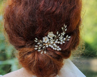 IVY // Dainty gold bridal hair comb wedding hair comb bridal hair piece bridal headpiece wedding hair floral hair vine bridal hair accessory