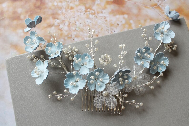 wedding hair piece silver wedding headpiece wedding hair comb Something Blue Bridal hair comb Bridal hair vine blue hair accessory UK