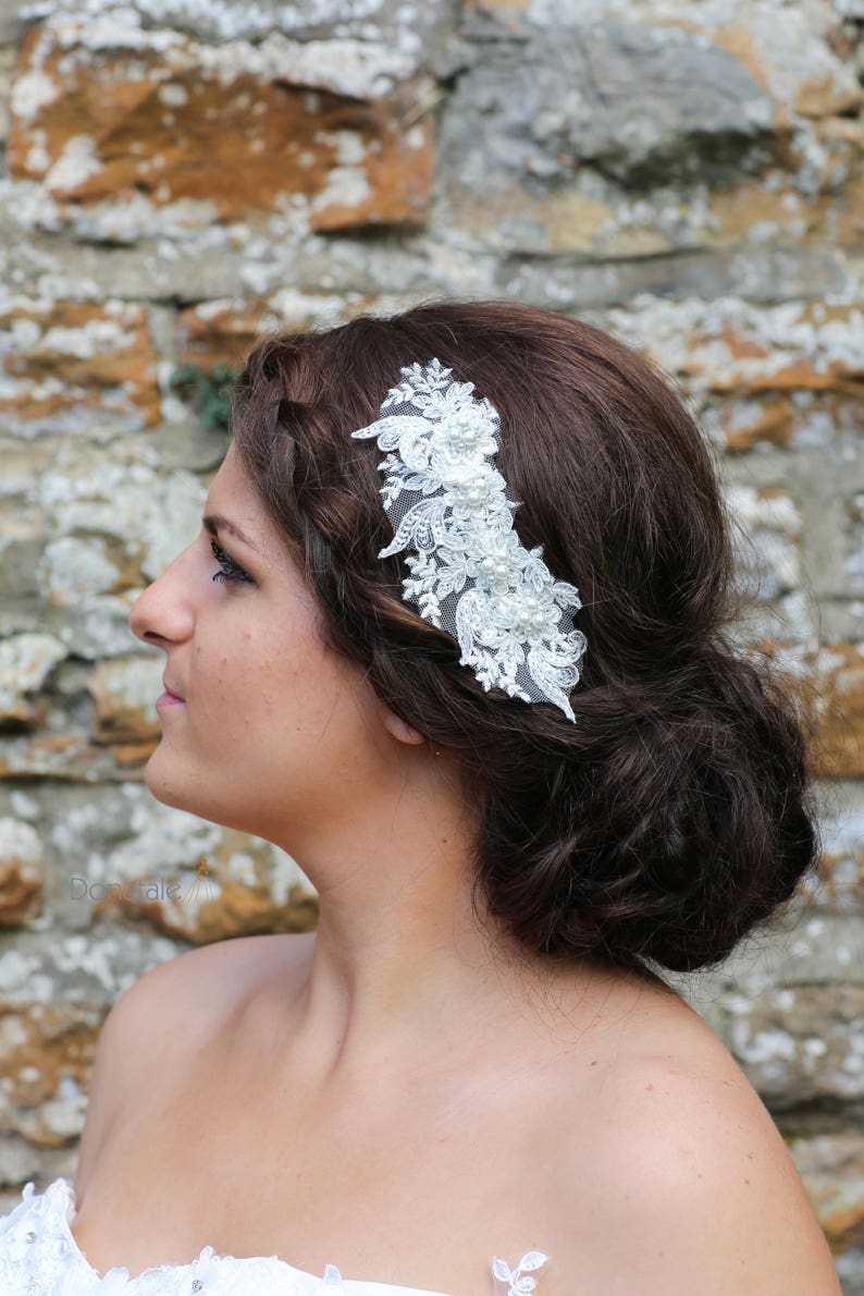 Lace Bridal hair comb Wedding hair comb Bridal headpiece Etsy