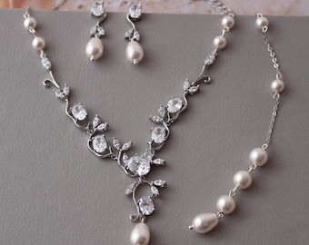 CLARA // Silver  bridal jewelry set bridal backdrop necklace Pearl wedding necklace and earrings Pearl bridal earrings Leaf Wedding jewelry