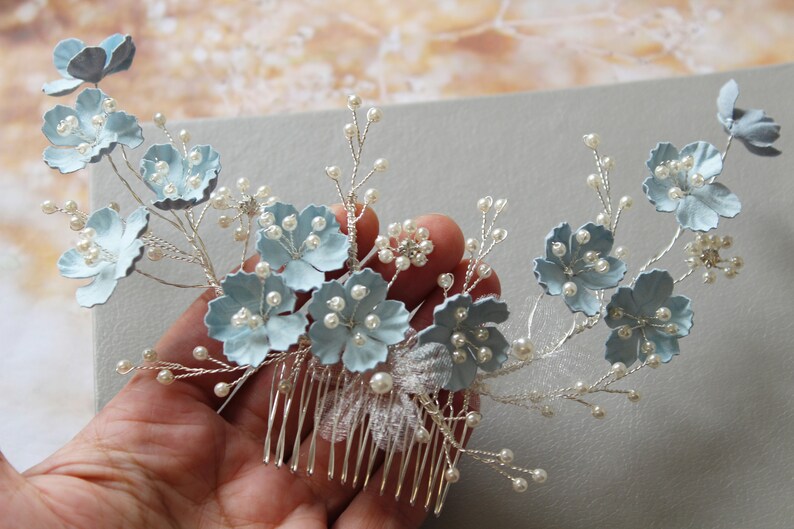 wedding hair piece silver wedding headpiece wedding hair comb Something Blue Bridal hair comb Bridal hair vine blue hair accessory UK