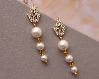 STEPHANIE // Gold  Pearl drop Bridal  Earrings, Ivory pearl drop Wedding earrings  Wedding jewelry Dangle earrings  Pearl jewelry for bride