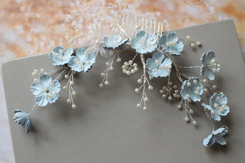 wedding hair piece silver wedding headpiece wedding hair comb Something Blue Bridal hair comb Bridal hair vine blue hair accessory UK