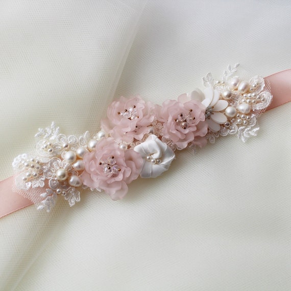 Blush Floral Bridal Belt: Pink Wedding Sash With Pearls  display picture 1