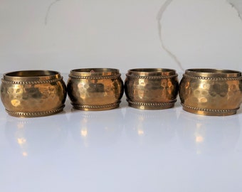 Vintage Brass Napkin Rings / Vintage Brass / Vintage Napkin Rings / Dinner Party Decoration / Hammered Brass