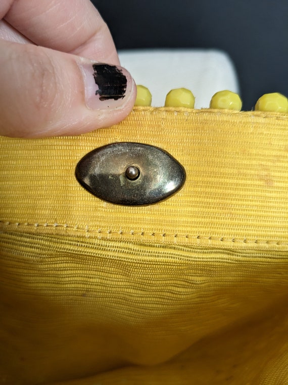 Vintage Beaded Purse / Vintage Plastic Purse / Ye… - image 5