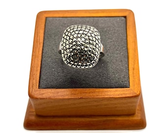 Anillo Art Déco vintage de plata abovedada / Anillo de cóctel con pavé de marcasitas en forma de cojín / Talla única / Plata probada con ácido / Anillo llamativo / Regalo para ella