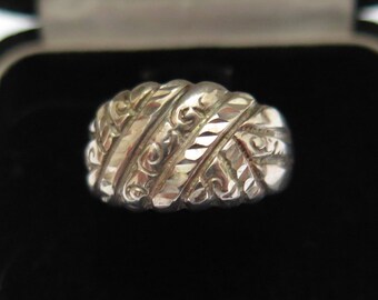 Vintage Silver Ring With Engraved Flowers Pattern Size L 1/2