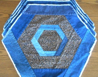 4 Coffee or Tea Hexagon Placemats