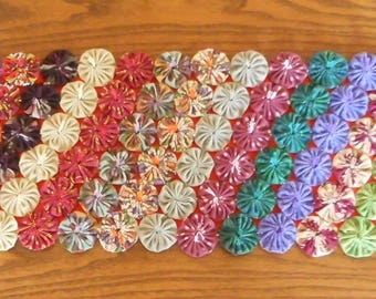 Earth Tone Yoyo Table Runner