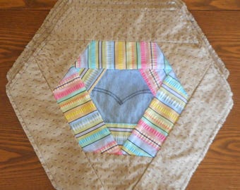4 Large Hexagon Placemats