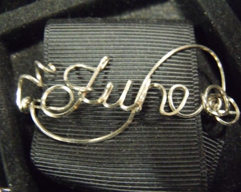 JUNE Wire Name Pin - Vintage Style