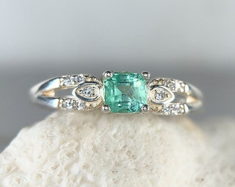 Kolumbianischer Smaragd-Sterlingsilber-Ring, Größe 8, Asscher-Smaragd-Ring, natürlicher Mai-Geburtsstein-Ring, Art-Deco-Ring, Edelstein-Ring-Geschenk für Mama