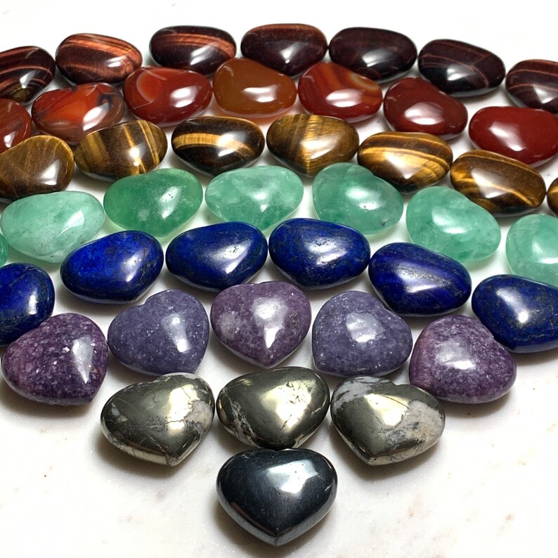 Rainbow Heart Palm Stone Grid - Crystal Meditation Set Kit Chunky 1.7 Inches - Crystal Rock Star California Shop - Red Tiger Eye - Green Fluorite - Lapis Lazuli - Lepidolite - Carnelian