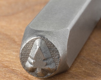 6mm Metal Punch, Design: Filled In Arrowhead 2.5"