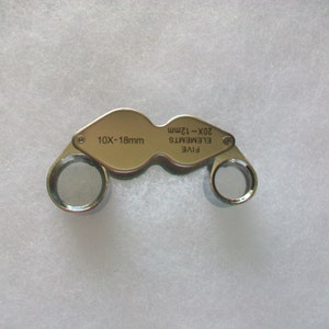 Dual 10x and 20x Folding Jeweler&#39;s Loupe
