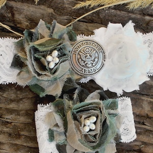 US Army Camo Garter Set, Camouflage Wedding Garters Camo garder Military Garter Camo Flowers Wedding Garder Belt Plus size camoflauge garter