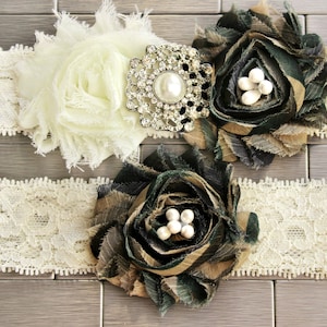 Army Camo Garter Set - Camouflage Wedding Garters Camo garder Military Garter Camo Flowers Wedding Garder Belt Plus size camoflauge garter