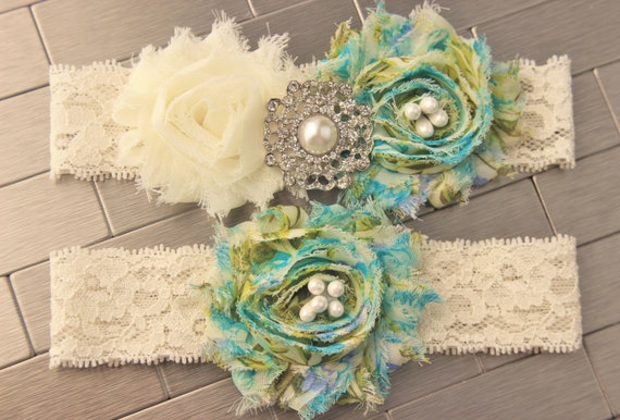 garters for plus size brides