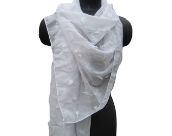 White scarf/ thread  scarf/ funky scarf/ scarf/ fashion  scarf/ fancy/ scarf/ gift scarf / gift ideas.