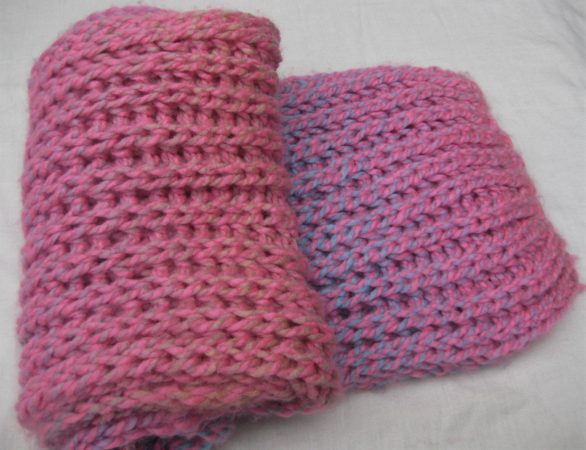 Hudson Unisex Red and Pink Velvet Muffler Scarf