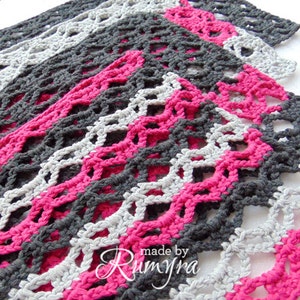 Crochet Pattern Lovely Lacy Squares Cowl image 2