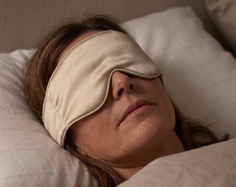 22 Momme Mulberry Silk Wrap-Around Sleep Mask
